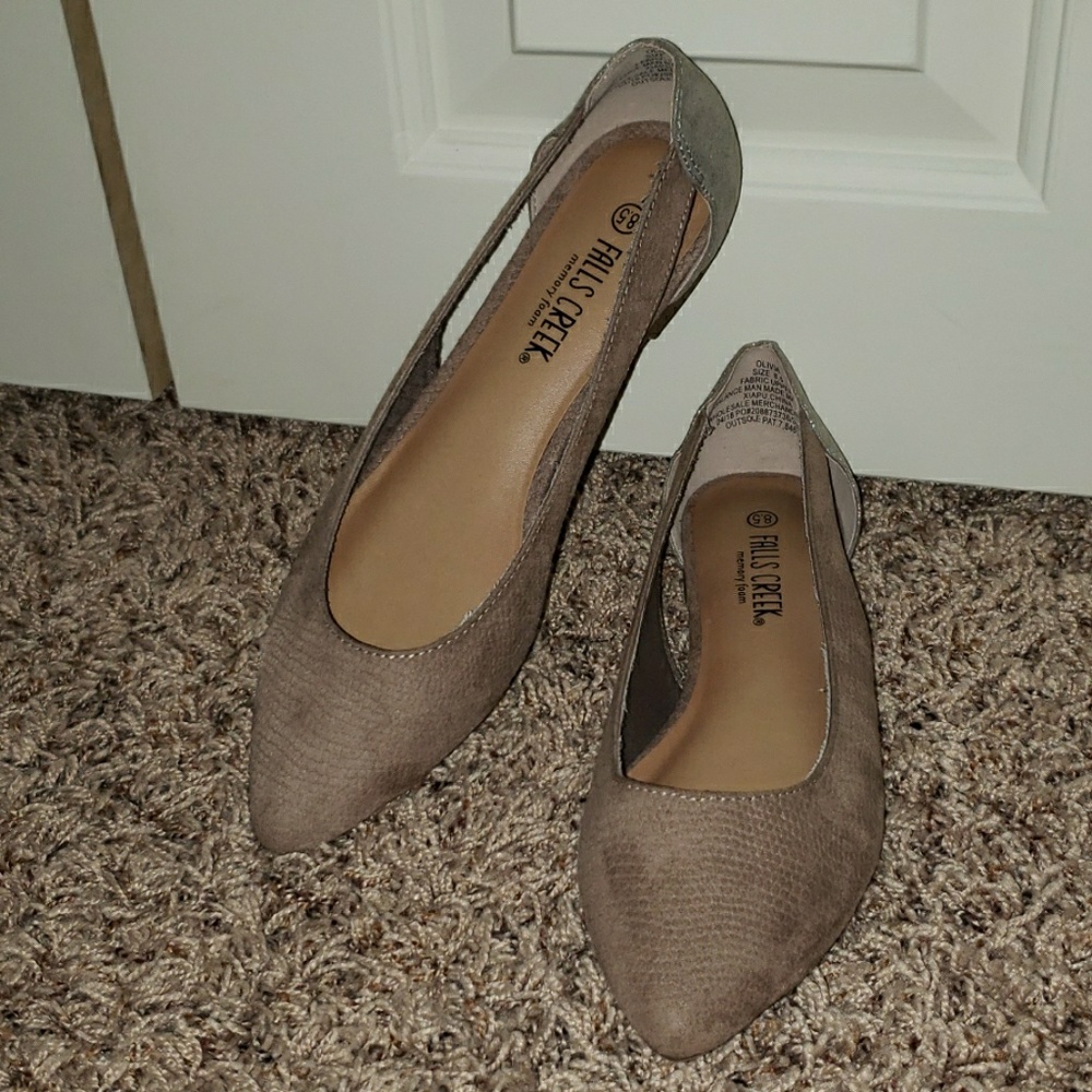 Junior's flats